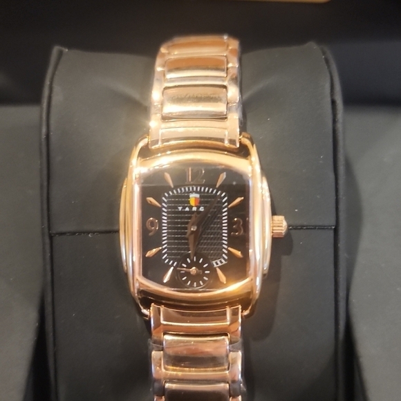 NWT LADIES LUXURY ROSE GOLD TARGA WATCH main image 6